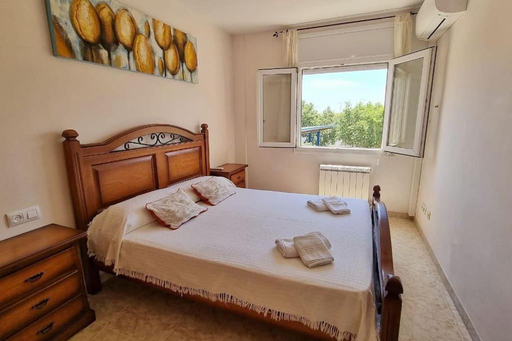 Piso En El Centro Con Vistas Al Mar Y Balcon Appartement Roses Buitenkant foto